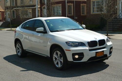 2012 bmw x6 xdrive 35i 25k miles alpine white/tan  one owner five passengers