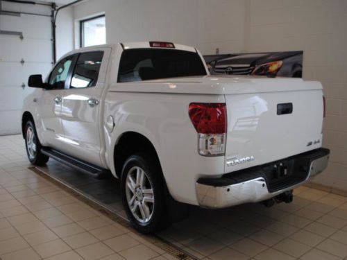 5.7L V8 CREWMAX ONE 1 OWNER 4X4 HEATED LEATHER SUNROOF MOONROOF RUNNING BOARDS, image 6