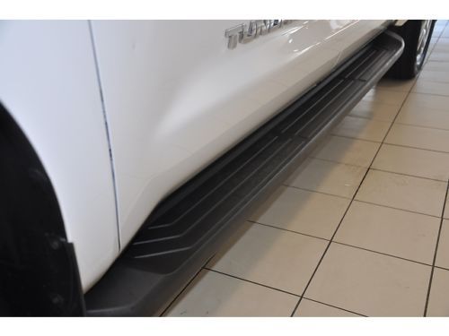 5.7L V8 CREWMAX ONE 1 OWNER 4X4 HEATED LEATHER SUNROOF MOONROOF RUNNING BOARDS, image 28