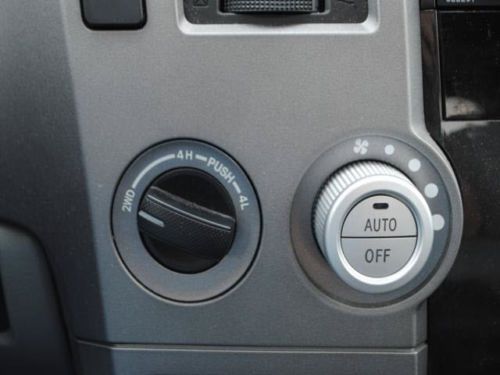 5.7L V8 CREWMAX ONE 1 OWNER 4X4 HEATED LEATHER SUNROOF MOONROOF RUNNING BOARDS, image 40