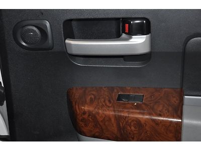 5.7L V8 CREWMAX ONE 1 OWNER 4X4 HEATED LEATHER SUNROOF MOONROOF RUNNING BOARDS, image 50