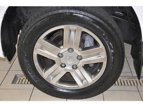 5.7L V8 CREWMAX ONE 1 OWNER 4X4 HEATED LEATHER SUNROOF MOONROOF RUNNING BOARDS, image 64