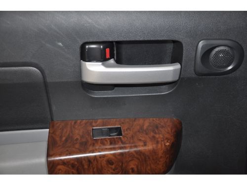 5.7L V8 CREWMAX ONE 1 OWNER 4X4 HEATED LEATHER SUNROOF MOONROOF RUNNING BOARDS, image 67