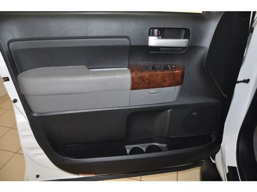 5.7L V8 CREWMAX ONE 1 OWNER 4X4 HEATED LEATHER SUNROOF MOONROOF RUNNING BOARDS, image 73