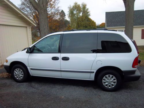 Dodge caravan one owner 47,600 miles mint mint mint new tires no winters ever!!!