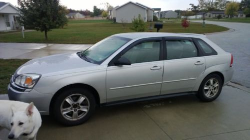 2005 malibu maxx 200hp 30 mpg.