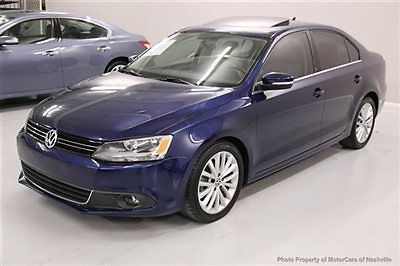 7-days *no reserve* &#039;11 vw jetta sel nav back-up roof warranty carfax 5-speed