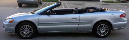 Convertible 1-owner 69k miles fully loaded premium wheels excellent condition