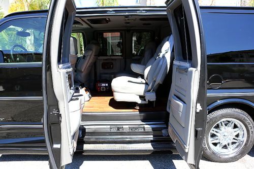 2007 GMC Savana Explorer Limited SE Luxury Van Conversion W/Bathroom, 2973 Miles, US $36,900.00, image 2