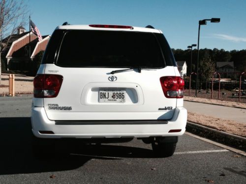 2005 Toyota Sequoia SR5 Sport Utility 4-Door 4.7L, image 4