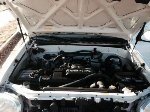 2005 Toyota Sequoia SR5 Sport Utility 4-Door 4.7L, image 10