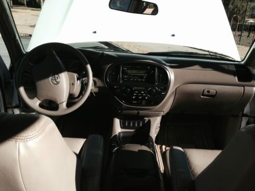 2005 Toyota Sequoia SR5 Sport Utility 4-Door 4.7L, image 14