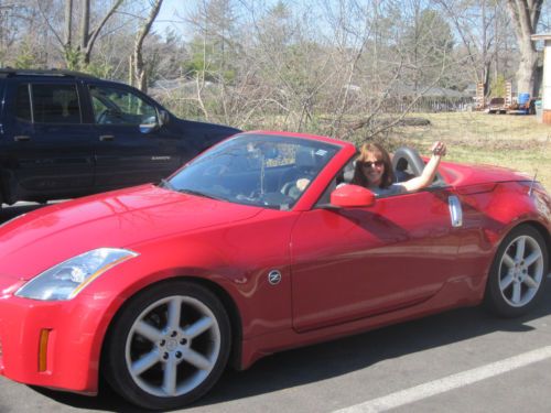 2005 nissan 350z grand touring convertible 2-door 3.5l