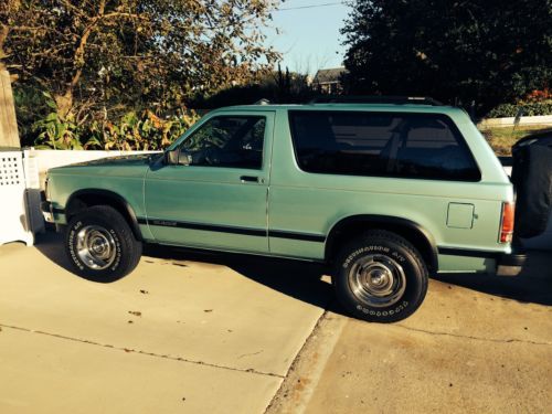 1992 chevrolet s10 blazer tahoe lt sport utility 2-door 4.3l