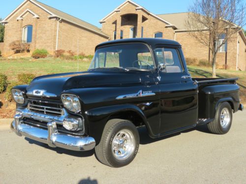 1958 chevrolet apache stepside pickup