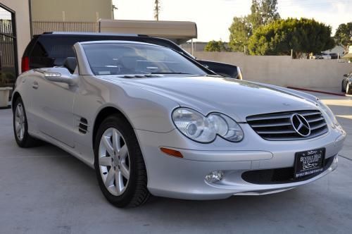 2003 mercedes-benz sl500 convertible 2-door 5.0l beautiful condition!