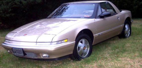 1990 buick reatta only 75,600 excellent cond