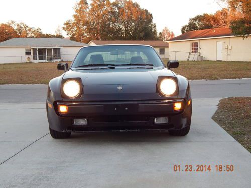 Porsche 944 1987 totally original. black exterior and black leather interior