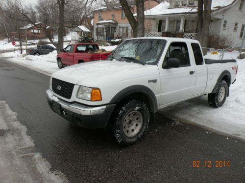 2002 ford ranger xlt extended cab pickup 4-door 4.0l