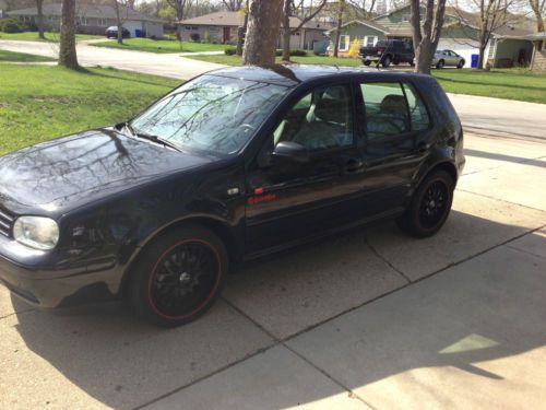 2004 Golf GL 4 Door LOW MILES, image 3