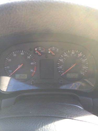 2004 Golf GL 4 Door LOW MILES, image 6