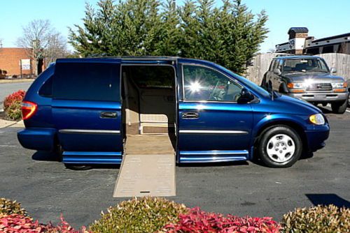 2003  - 1 owner! only 93k! lowered floor! ez lock! must see it! $99 no reserve!