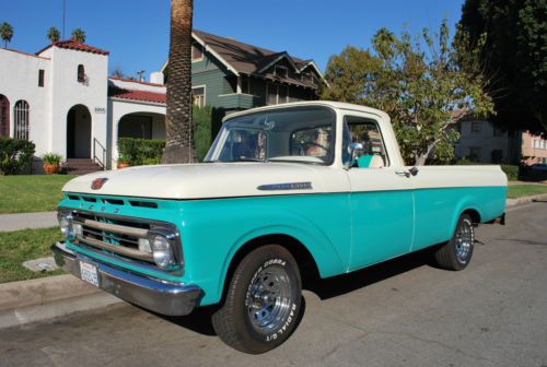 1962 ford f-100 unibody. original 292 v8 4-speed.