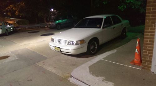 2000 ford crown victoria police interceptor sedan 4-door 4.6l