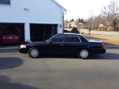 2006 ford crown victoria police interceptor sedan 4-door 4.6l