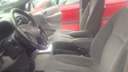 VAN  WHEELCHAIR HANDICAP CHRYSLER TOWN COUNTRY 2004  BRAUN POWER  RAMP KNEELING, US $9,999.00, image 11