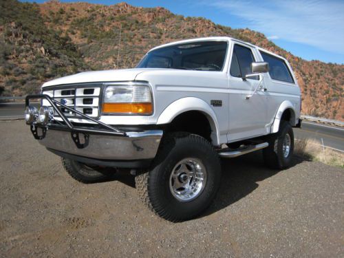 1992 bronco, low miles, last generation, 4x4, v8, automatic, a/c, clean, lifted