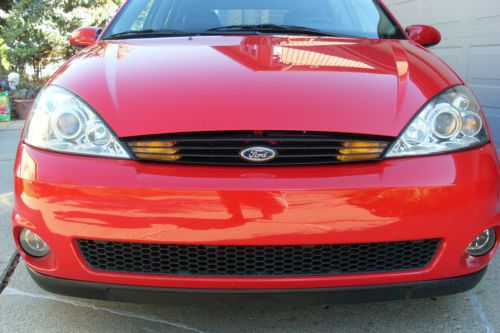 2003 ford focus svt hatchback 5-door 2.0l