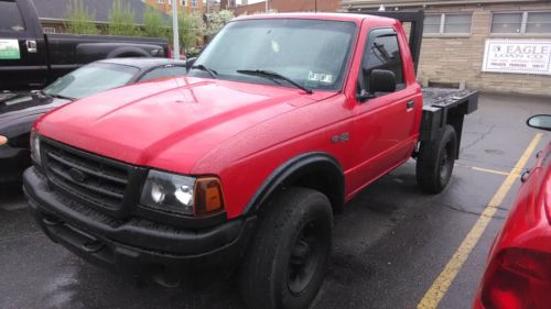 2003 ford ranger 210,227 miles key:yes starts w jump  wiring issues, windshield