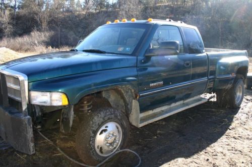 1997 dodge ram 3500 - 4x4 - 5 speed