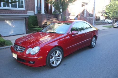 Amazing mercedes benz clk350 coupe red low miles clean tittle great condition