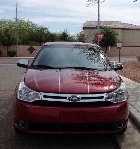 2011 ford focus sel sedan 4-door 2.0l