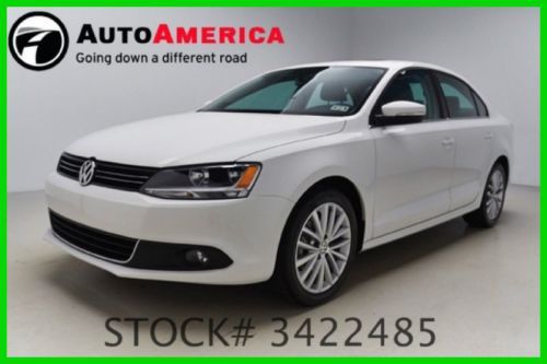 We finance! 6468 miles 2013 volkswagen jetta sel w/nav  2.5l i5 20v