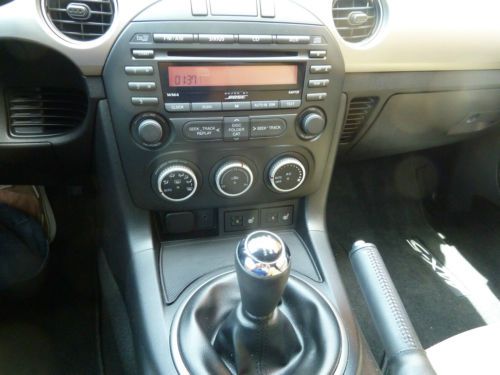 2011 Mazda MX-5 Miata Grand Touring Convertible 2-Door 2.0L, US $24,500.00, image 6