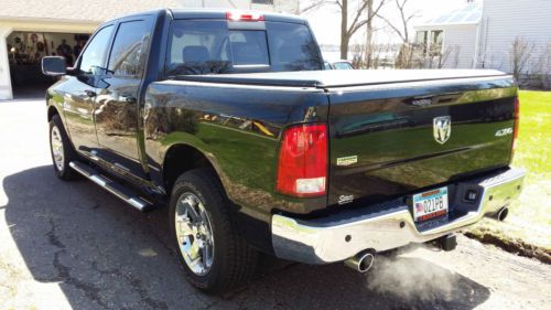 2010 Dodge Ram Laramie Crew Cab Hemi 4x4 LOW MILES!, image 2