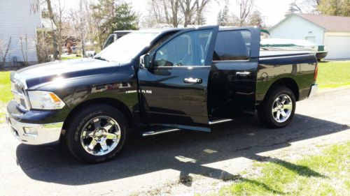 2010 Dodge Ram Laramie Crew Cab Hemi 4x4 LOW MILES!, image 7