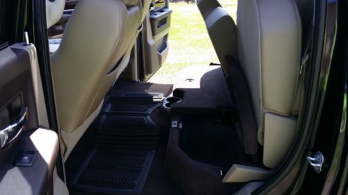2010 Dodge Ram Laramie Crew Cab Hemi 4x4 LOW MILES!, image 14