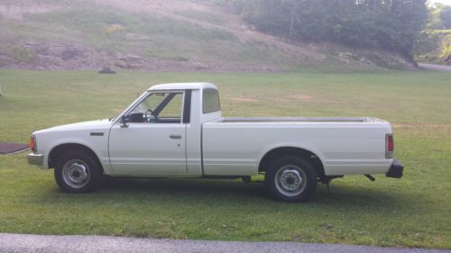 1986 nissan truck clean!