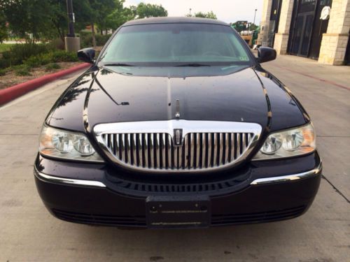 2003 Lincoln Town Car Executive Coach Builders Limousine 4.6L, image 9