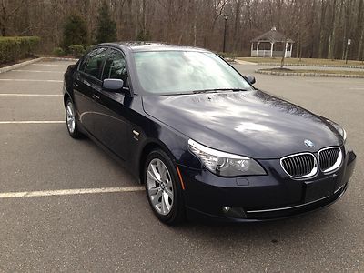 Bmw 535i x drive ** navi ** sports package ** new tires ** no reserve