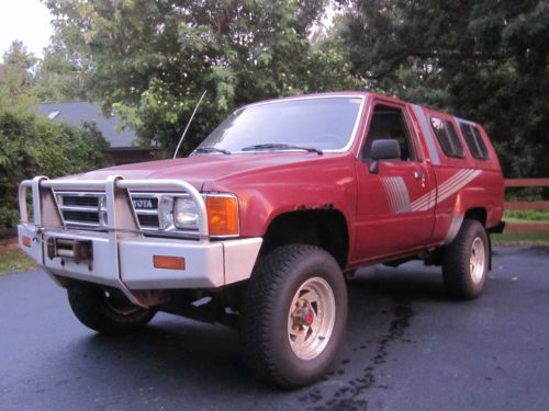 1987 toyota pickup 4wd short bed all original &#034;real low mileage survivor.&#034;