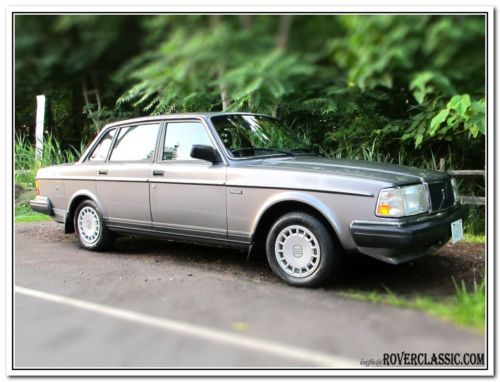 1988 volvo 240 dl ... 67,489 original miles ... one owner ... fully serviced ...