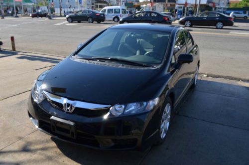 2011 honda civic lx sedan 4-door 1.8l