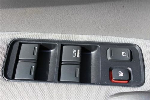 LX SUV 2.4L CD 4X4 automatic 4-Wheel Disc Brakes Steel Wheels AM/FM Stereo, image 12