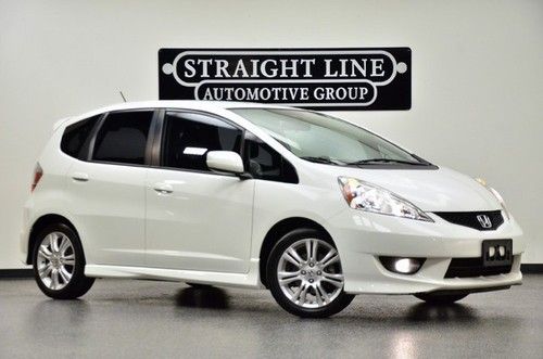 2009 honda fit sport auto white non smoker we finance