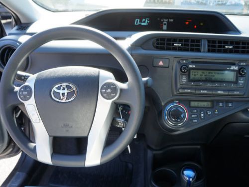 2014 toyota prius c two